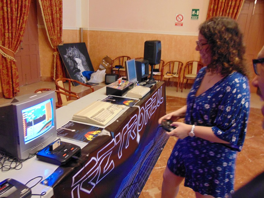 RETROREAL