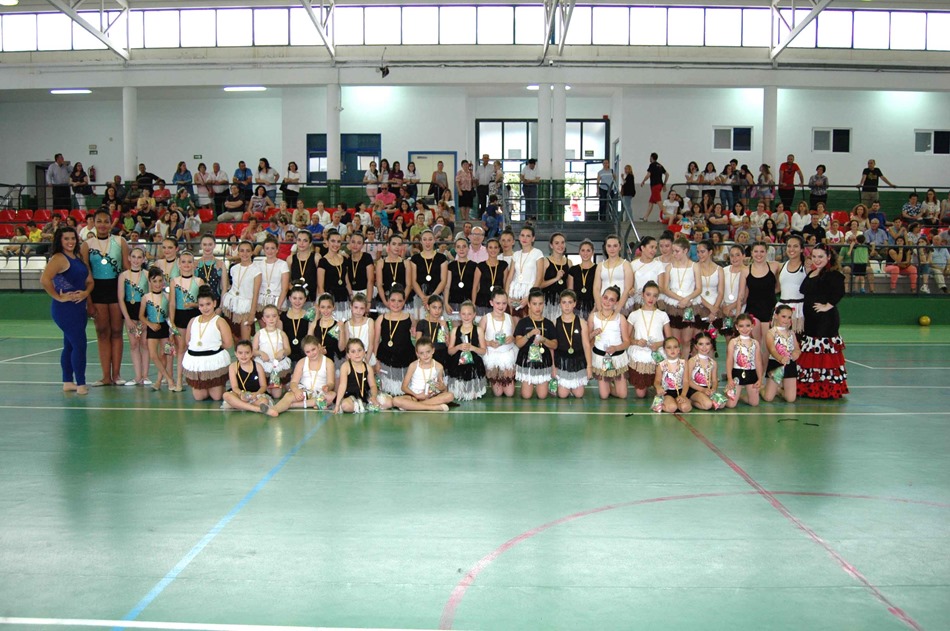 Todas_las_alumnas_Gimnasia_y_Monitoras