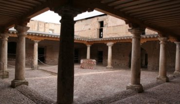 El poeta Antonio Gutiérrez González de Mendoza toma este sábado el Palacio de la Clavería