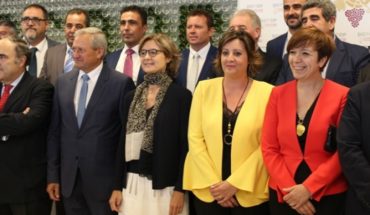 Inaugurada la nueva embotelladora de la DCCOP Baco en Alcázar de San Juan