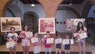La Asociación Arteaga Alfaro expone en la Alhóndiga de Villanueva de los Infantes las obras del alumnado del Taller de Pintura