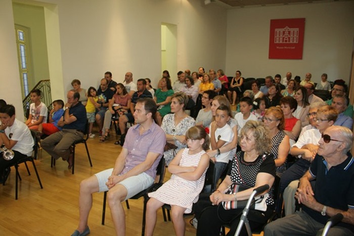 0 Publico asistente a una de las actividades programadas por Ediciones C&G en el Museo Municipal de Puertollano