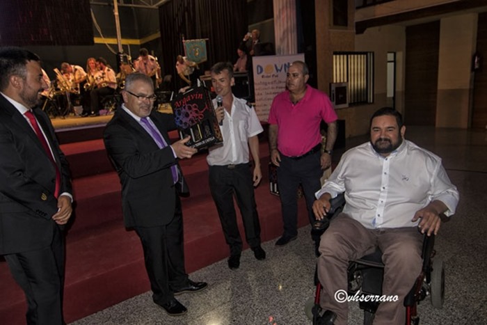 Los participantes a la gala recibieron una muestra del vino de Argamasilla de Calatrava
