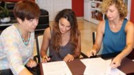 El Ayuntamiento de Alcázar de San Juan suscribe un convenio con Animalcázar para promover la acogida de animales abandonados