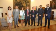 El presidente de Castilla-La Mancha recibe al Consejo de Colegios de Farmacéuticos de Castilla-La Mancha COFCAM