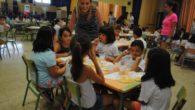 La Escuela de Verano Municipal de Valdepeñas finaliza esta quincena con un desayuno saludable