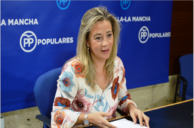 La diputada del PP, Lola Merino, en rueda de prensa