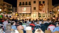 Calzada homenajea al impulsor de la cultura local Francisco Trujillo y al director José Bablé en el cierre del Festival de las Artes Escénicas