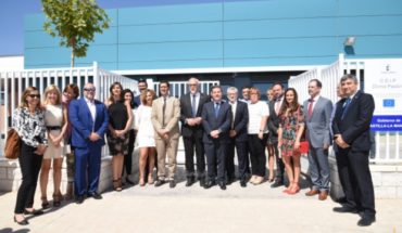 Caballero destaca la colaboración institucional en la inauguración del colegio Divina Pastora de Manzanares