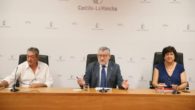 El Gobierno regional dotará este curso a los centros del profesorado necesario para cumplir con la reducción del horario en Enseñanzas Medias