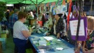 La habilidad artesana con manos de mujer en el Encuentro Nacional de Encajeras celebrado en Puertollano