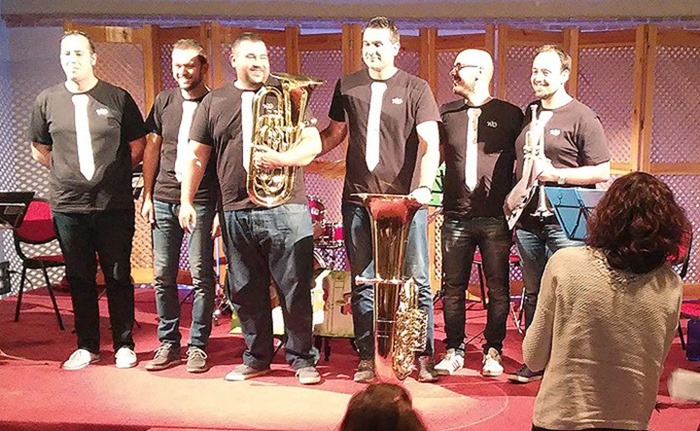 Los WonderBrass en el Patio de Comedias de Torralba de Calatrava