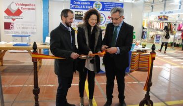 Jesús Martín inauguró la ‘15ª Feria del Stock’ de Valdepeñas