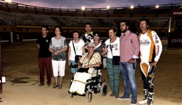 Espectáculo de motocross en Almodóvar, a beneficio a beneficio de AIDAC-Cocemfe