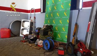 La Guardia Civil detiene a dos personas por robar en la localidad de Fontanosas