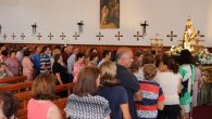 Las fiestas del Barrio del Parterre de La Solana concluyen con la tradicional procesión de su Virgen