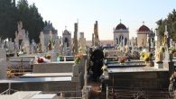 El ayuntamiento de Alcázar de San Juan prepara el cementerio para la celebración del Día de los Santos