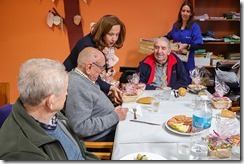 Los mayores recibieron un obsequio