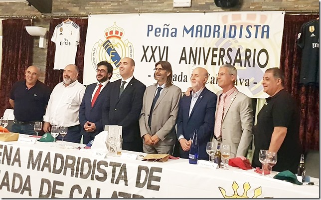 Mesa presidencial en la cena de gala ofrecida por la Peña Madridista