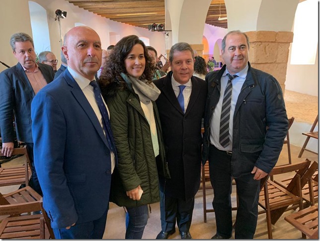 Cándido Barba junto al presidente del Gobierno Regional y alcaldes de la zona