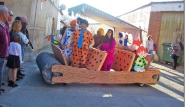 Calzada de Calatrava disfruta de un divertido y renovado carnaval recuperando la Carpa Municipal y el espíritu de la máscara más callejera