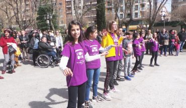 Escolares del Giner de los Ríos de Puertolano cantan por la educación en igualdad