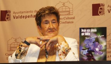 La Biblioteca ‘Isabel Pérez Valera’ acoge la presentación del poemario “Desde este silencio que habito” de Teresa Sánchez Laguna