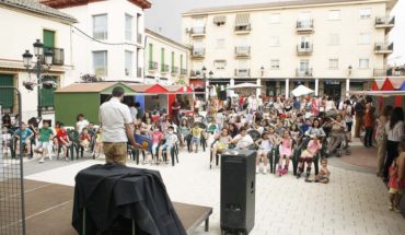 En el ecuador de la I Feria del Libro de Calzada de Calatrava se firmarán ejemplares de libros, se presentarán otros y tendrá lugar el ‘I Encuentro de autores y editoriales’