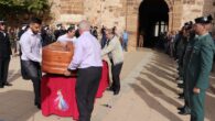 Honores y fe en la despedida de Alejandro y José Luis en la parroquia de Argamasilla de Calatrava