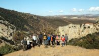 Los senderistas de Andamayor, en una mañana de niebla y sol, disfrutaron de la belleza de los paisajes en el entorno de los ríos Ojailén y Fresneda