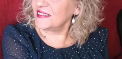 Juana Pinés Maeso: “La literatura debe ser un fiel reflejo de la sociedad en la que vivimos”