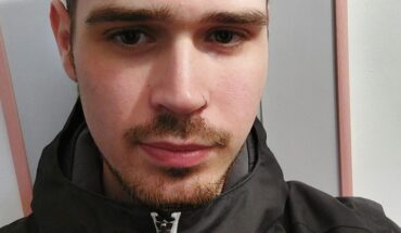 Ramón María Díaz-Cacho: “Escribo poesía como método para comprenderme y entender el mundo que me rodea”