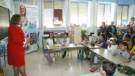 La escritora Aurora Rey Aragón mantiene un encuentro con los alumnos del ‘CEIP Mireia Belmonte’ de Puertollano