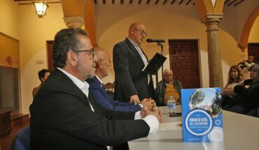 Benjamín Rey Soto: “Su palabra siempre es poética y formal, pero nunca vacía ni mentirosa”