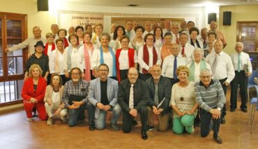 En La Solana se fusionó, con gran éxito, música y poesía en ‘Palabras Mayores’ de la mano del Grupo Oretania y los Amigos de la Música