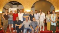 La poesía, la música y el arte se colaron en la Alhóndiga de Villanueva de los Infantes, de la mano del Grupo Oretania con ‘Acordes con la palabra’