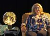 Con Aurora Rey Aragón se inicia el ciclo de firmas en la caseta de Lo Que Te Da La Gana y Grupo Oretania en la FELIP’37