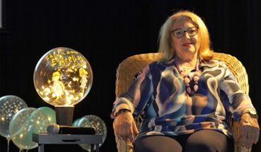 Con Aurora Rey Aragón se inicia el ciclo de firmas en la caseta de Lo Que Te Da La Gana y Grupo Oretania en la FELIP’37