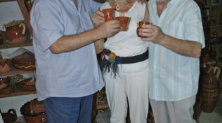 APUESTO POR LA VIDA Y LA BONDAD